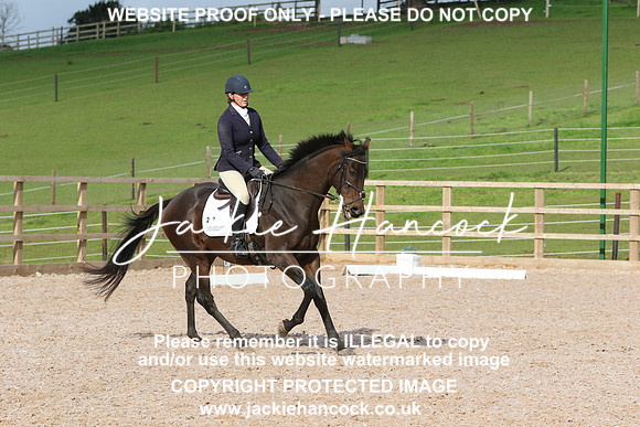 6V7A7545