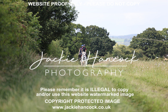 R5JH1344