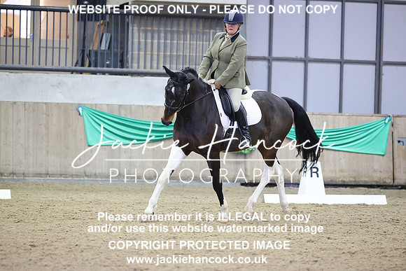 JHP21042