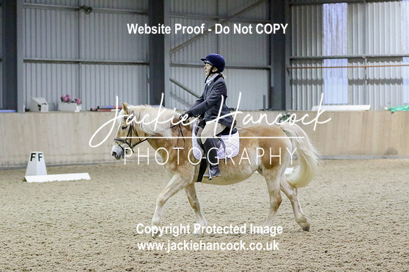 083049-UCP-LR