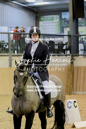 091857-UCP-LR