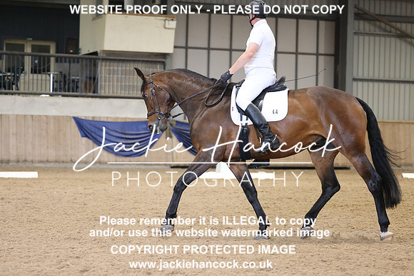 R5JH1302