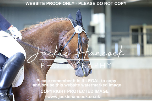 JHP52373