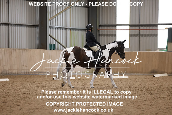 R5JH1136