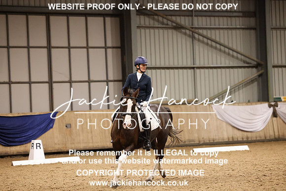 1S8A3547