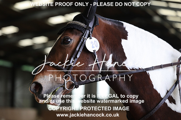 JHP_4724