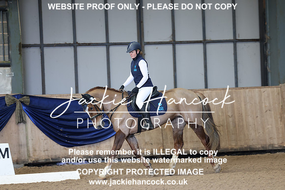 1S8A6442