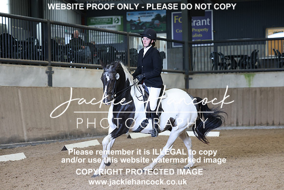 R5JH1596