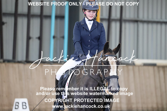 R5JH3604