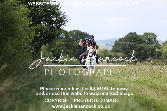 R5JH1346