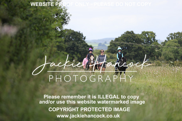 R5JH1402