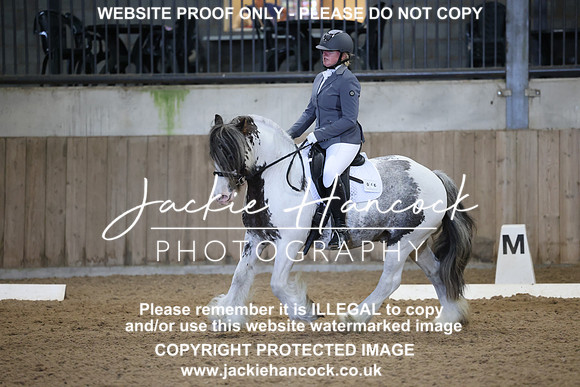 R5JH1821