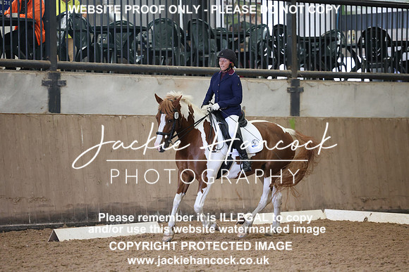 R5JH1708