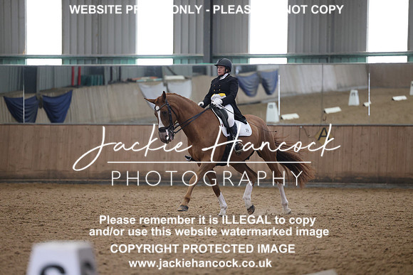 R5JH1422