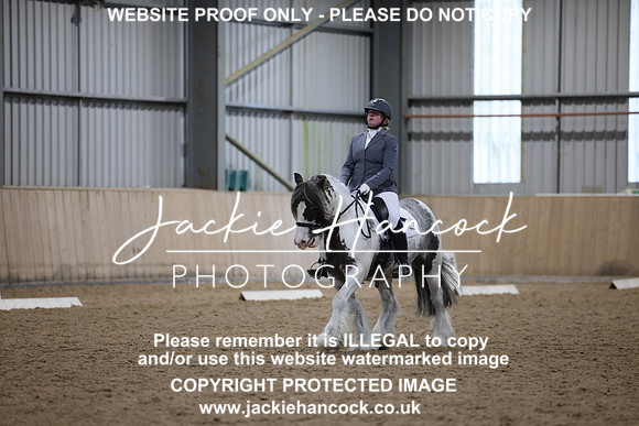 R5JH1823